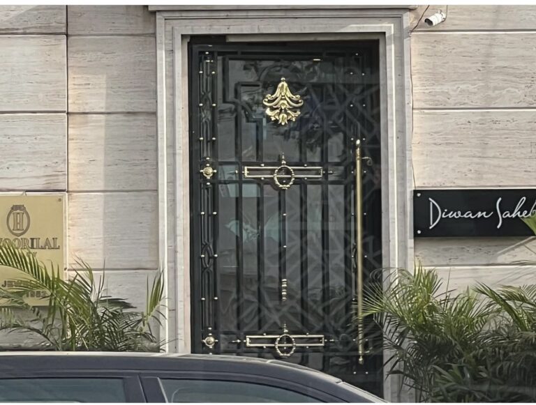 Classical Main Gate Design for House in Chandigarh
