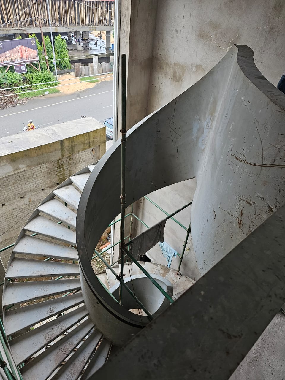 Luxury spiral staircase design