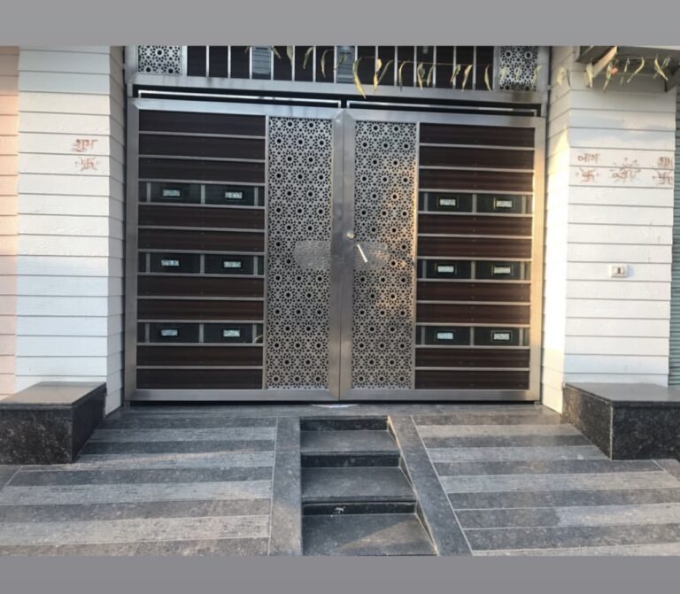 Custom Wrought Iron Gate Manufacturer in Delhi NCR